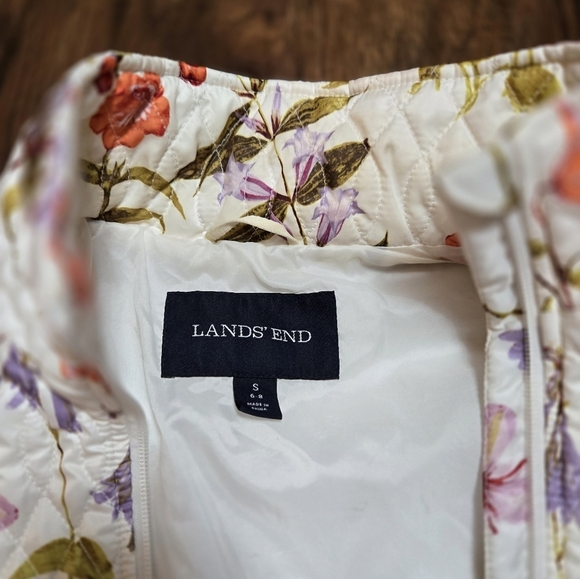 Lands End White & Floral Light Quilted Small Insulated Jacket - Picture 11 of 16